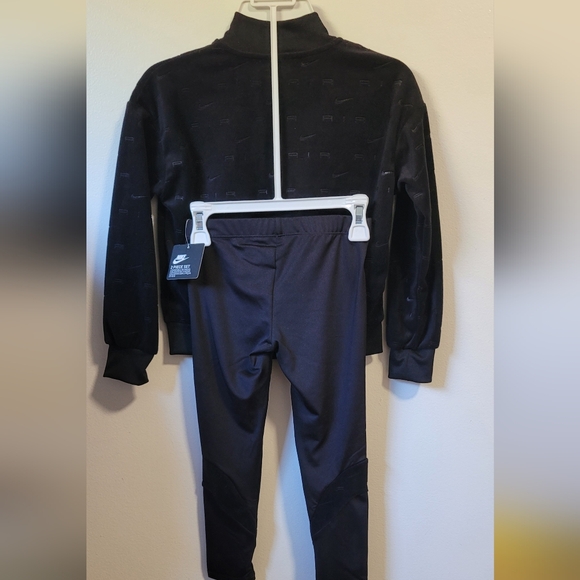 Nike Kids Black Jacket and Pants Set - Picture 2 of 5